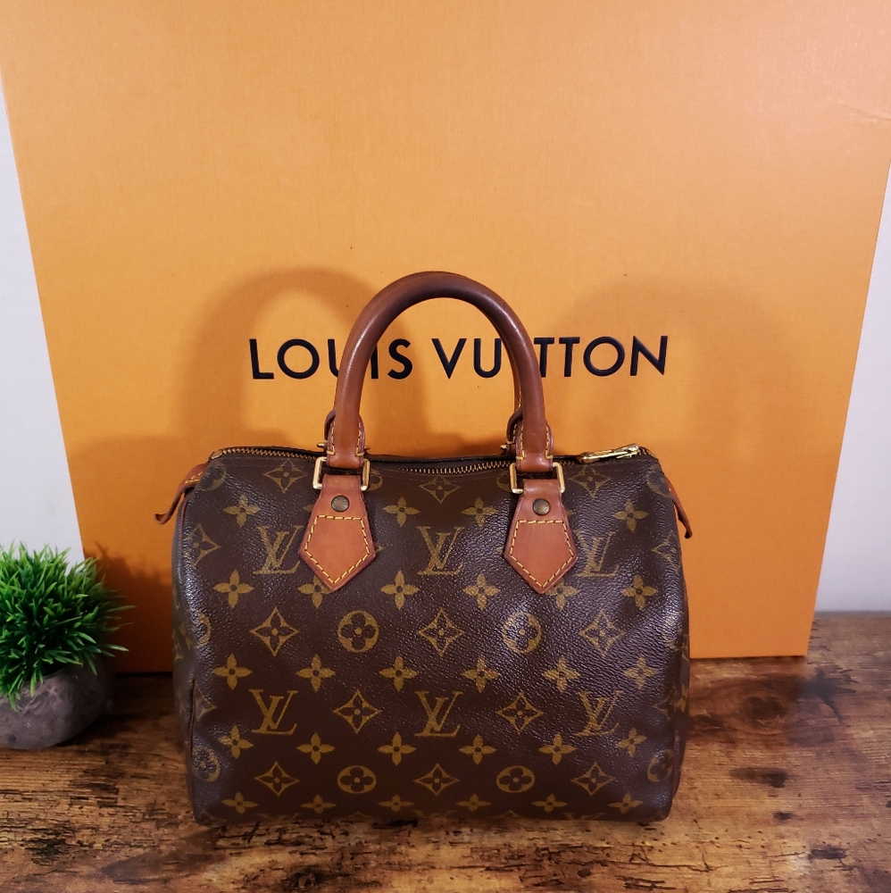 ❌SOLD❌ Louis Vuitton Speedy 25